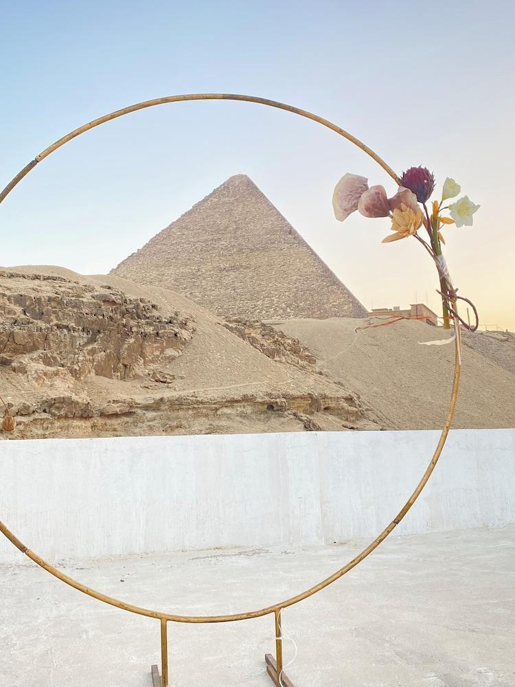Villa Khufu Pyramids Hotel - Featured Image