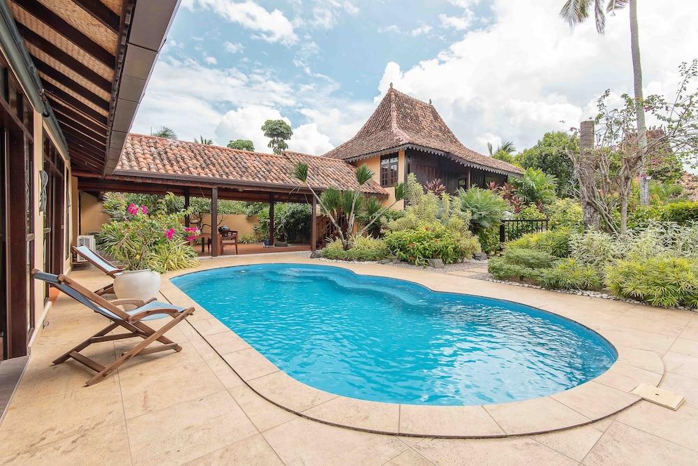 Limasan Villa Langkawi - Private Pool