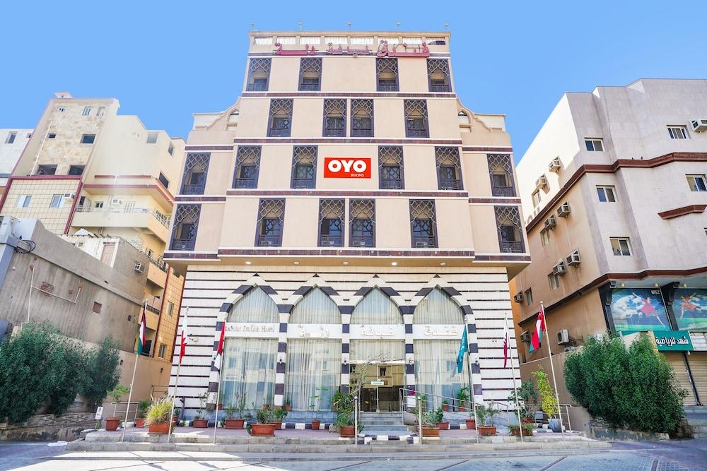 OYO 650 Dhiyafat Dallah Hotel - Featured Image
