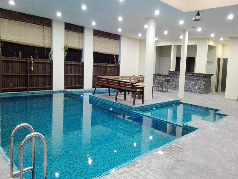 Nadias Hotel Cenang Langkawi - Indoor Pool