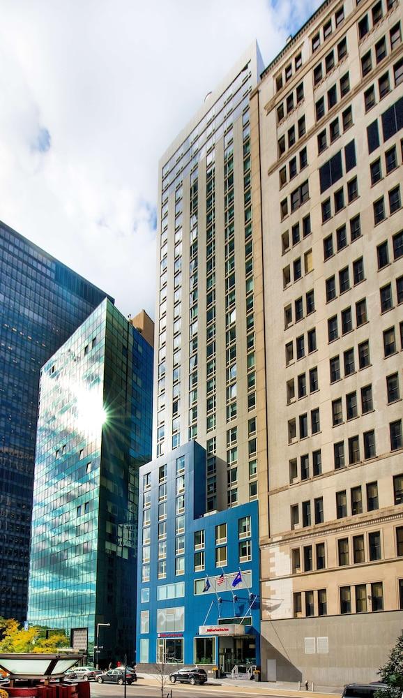 Hilton Garden Inn NYC Financial Center/Manhattan Downtown - Exterior