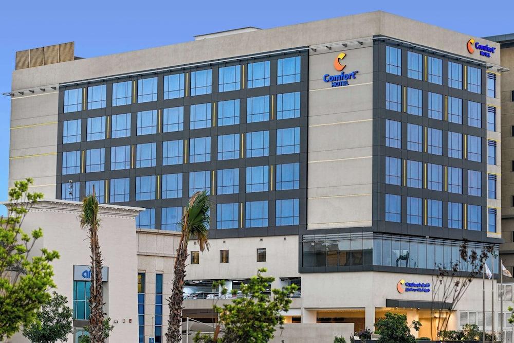 Comfort Hotel Jeddah King Road - Featured Image