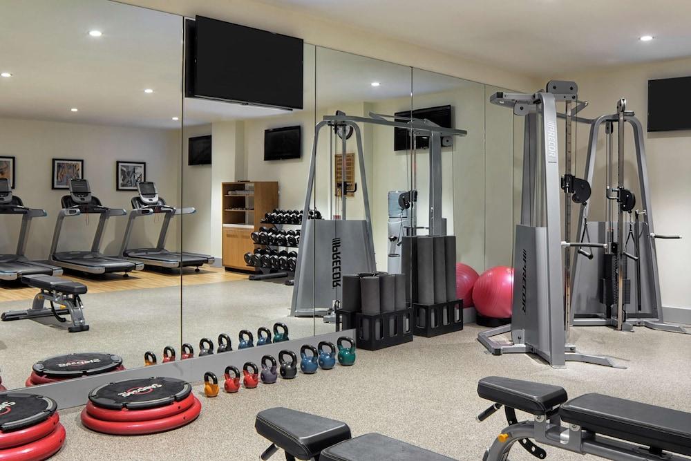 DoubleTree by Hilton New York Times Square West - Fitness Facility