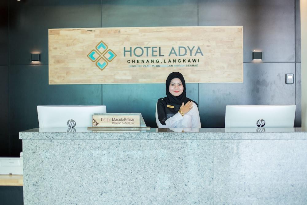 Adya Hotel Chenang - Lobby