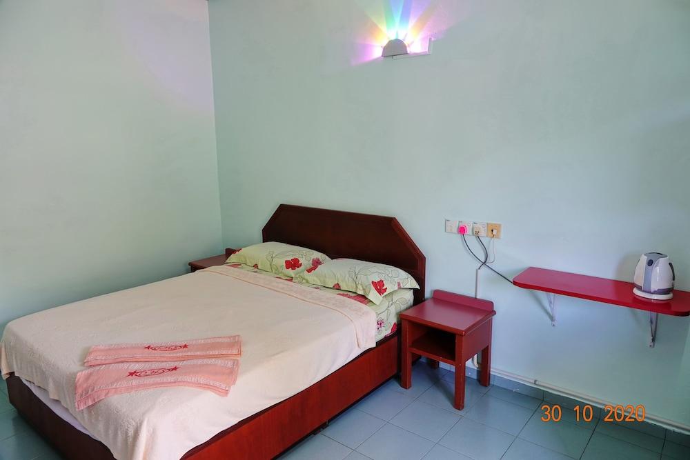 The Room Concept Homestay - Room
