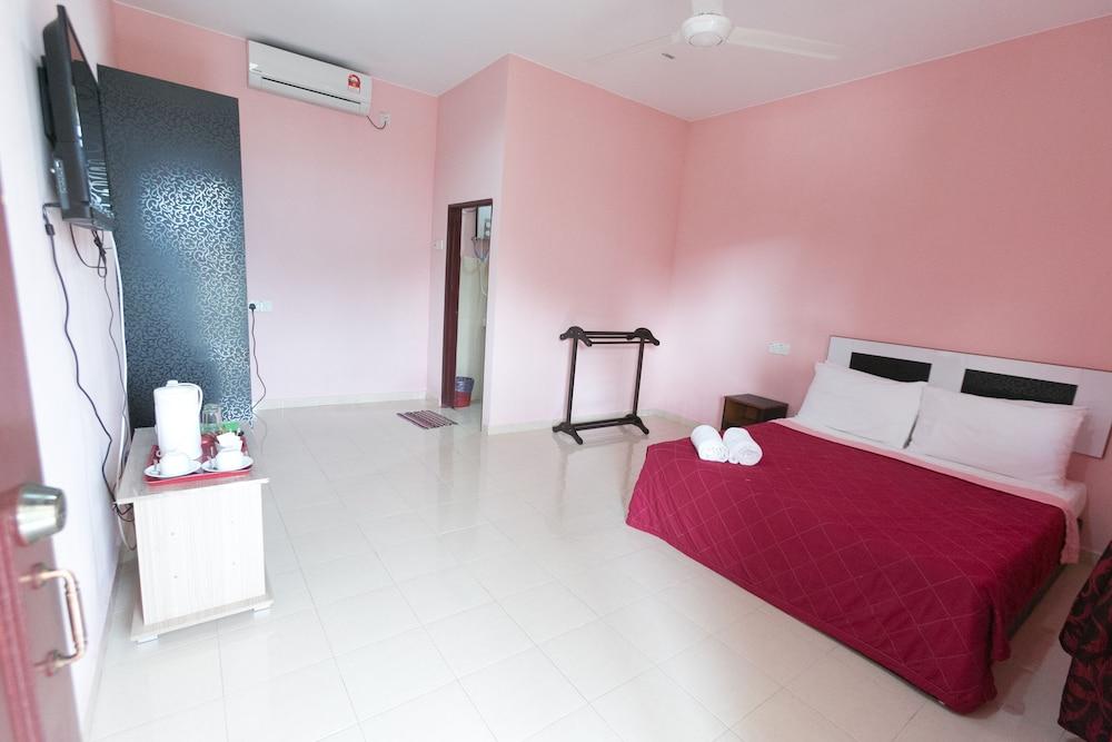 Sri Melor Inn - Room