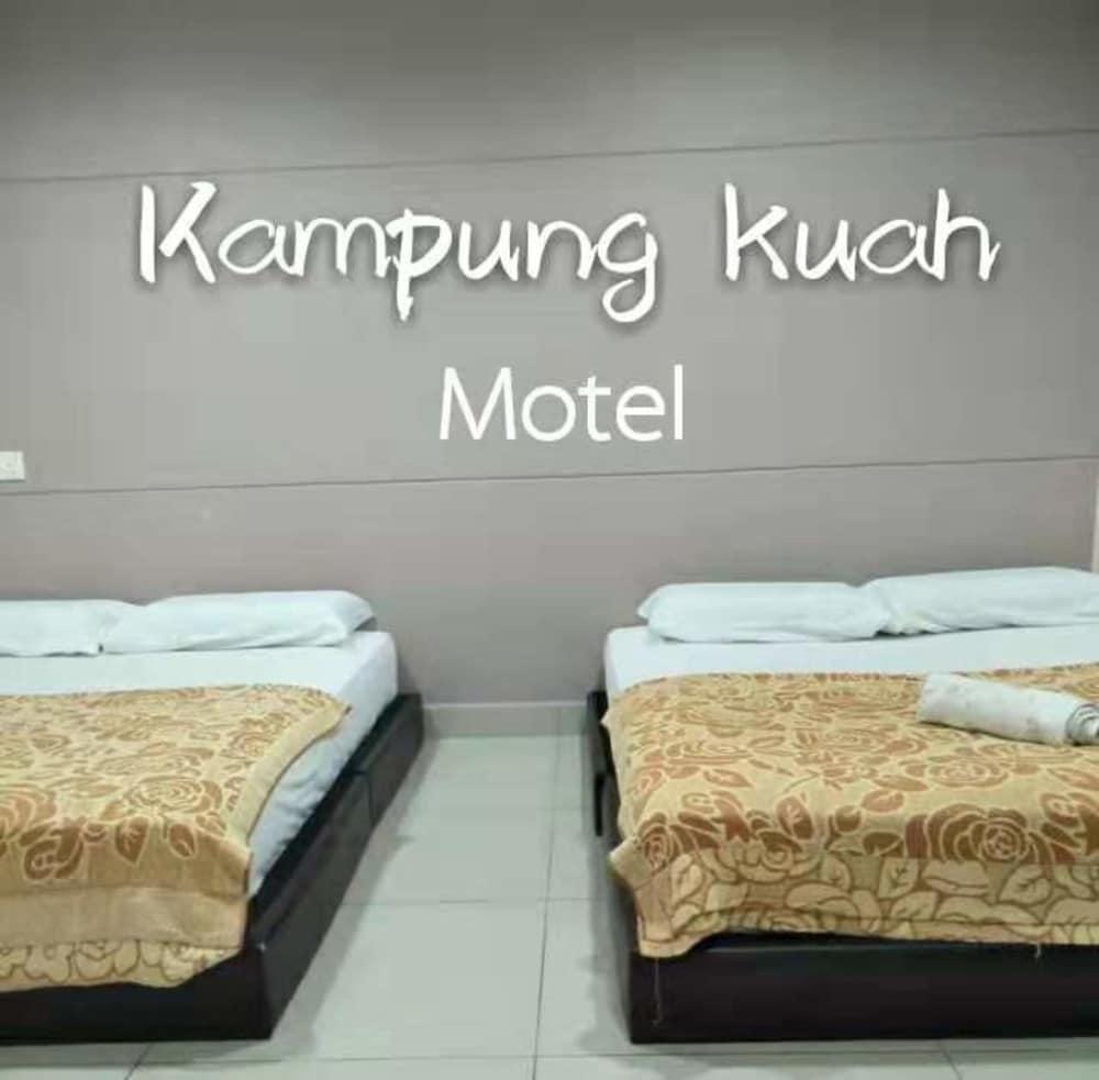 Motel Kampung Kuah - Room