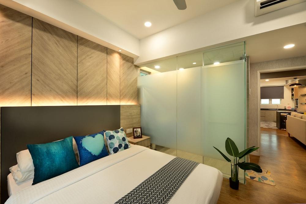 Designer Suite Apartment - Room