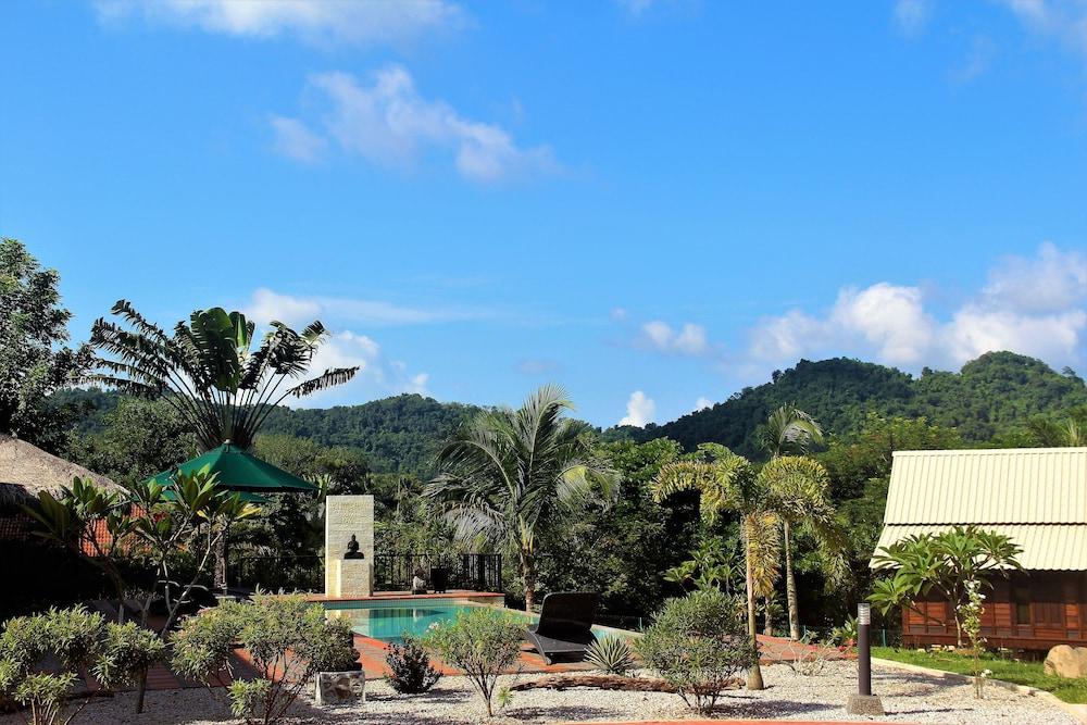 Villa Kelapa Langkawi - Featured Image