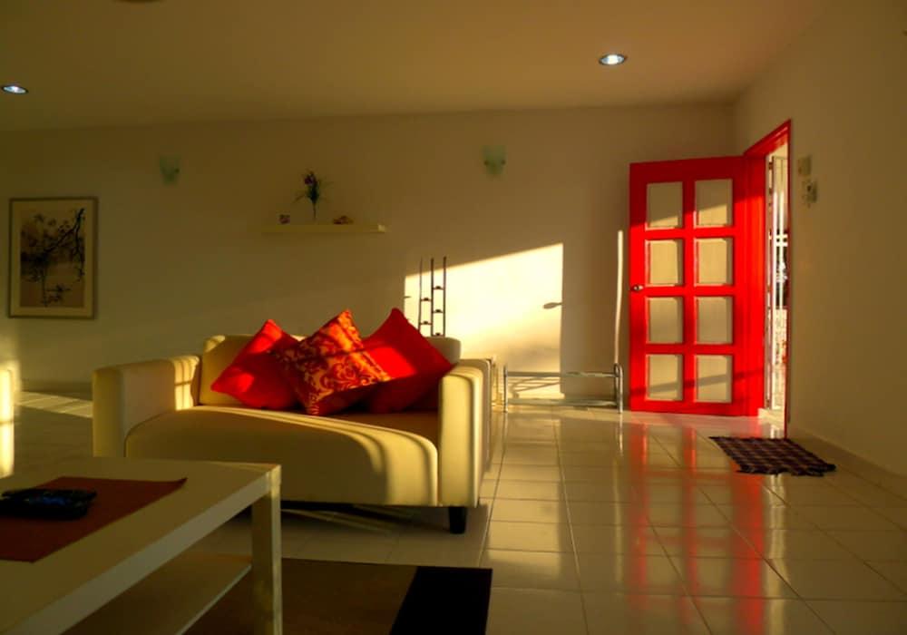 Red Door Apartments - Featured Image