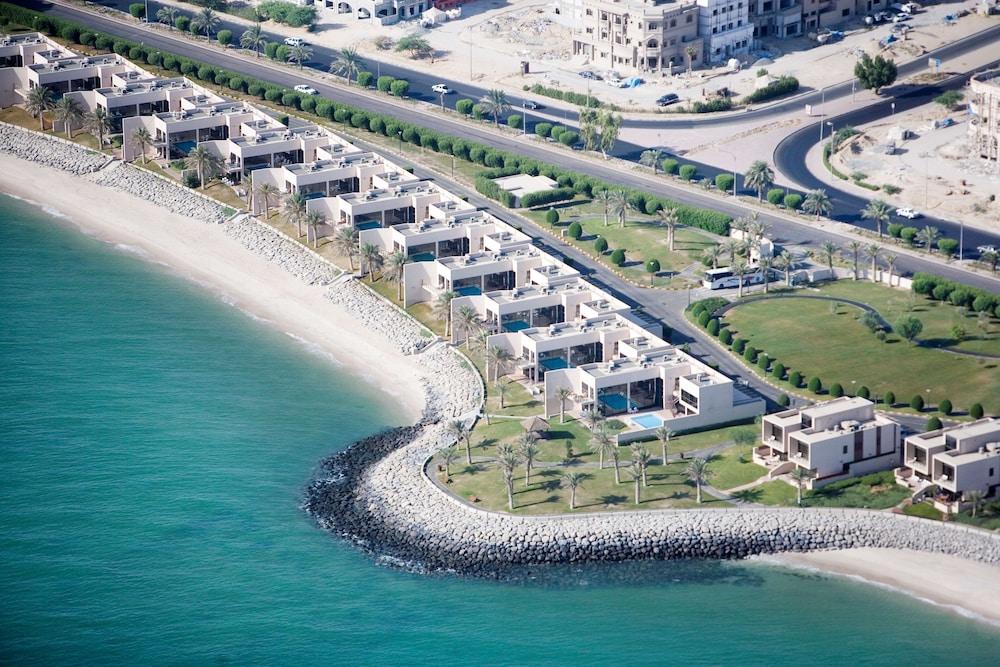 Hilton Kuwait Resort - Exterior