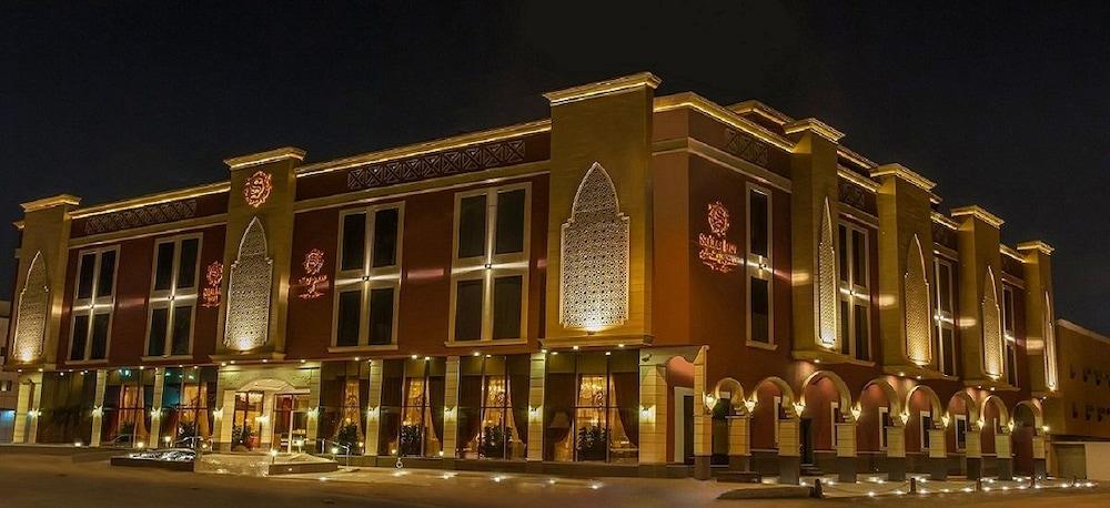 فندق سويت إن الرياض - Exterior