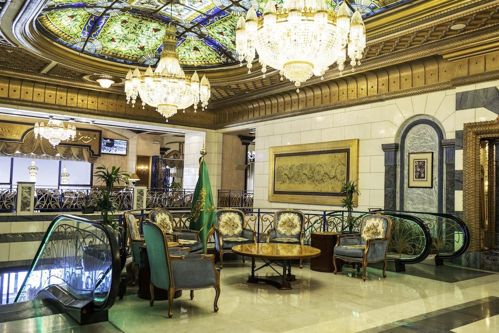 Intercontinental Dar Al Tawhid Makkah, an IHG Hotel - Lobby Sitting Area