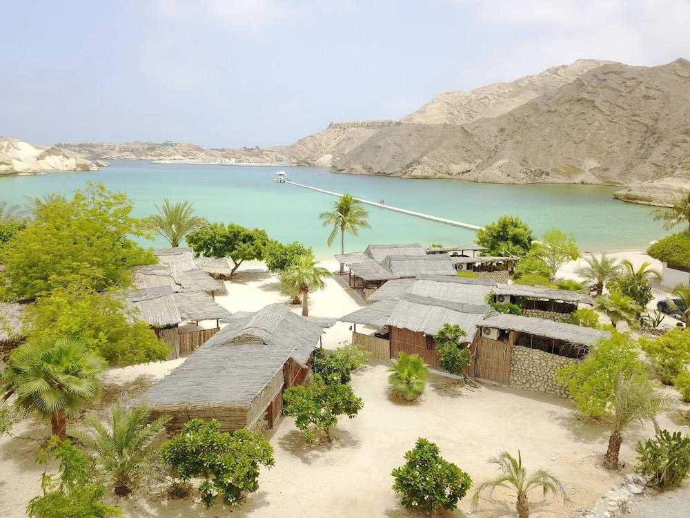 Muscat Hills Resort - Featured Image