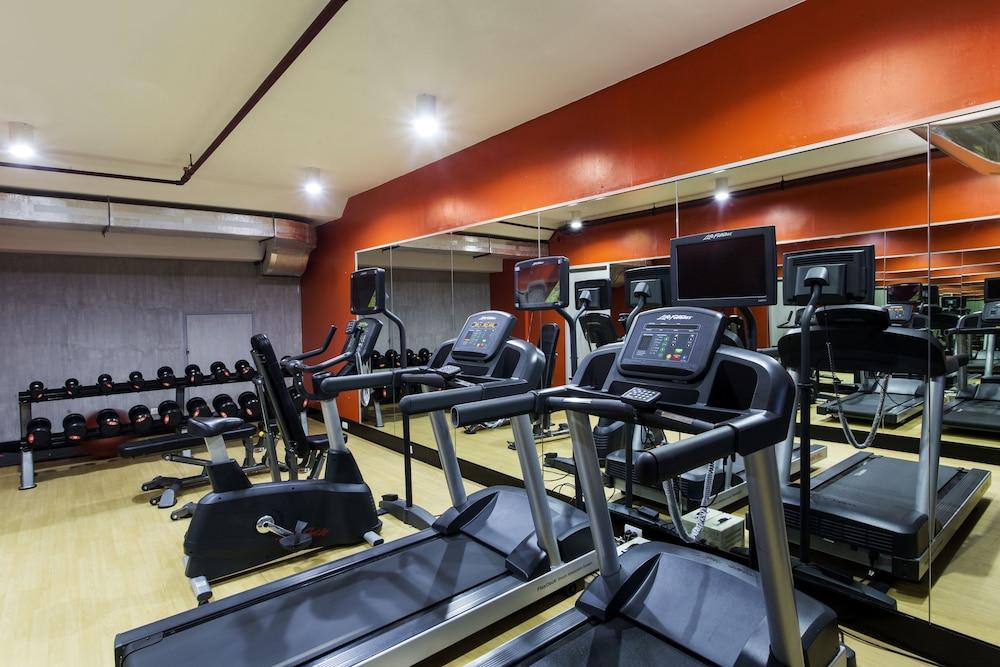 B Hotel Quezon City - Fitness Facility